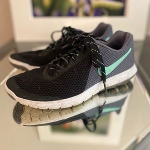 NIKE running shoes